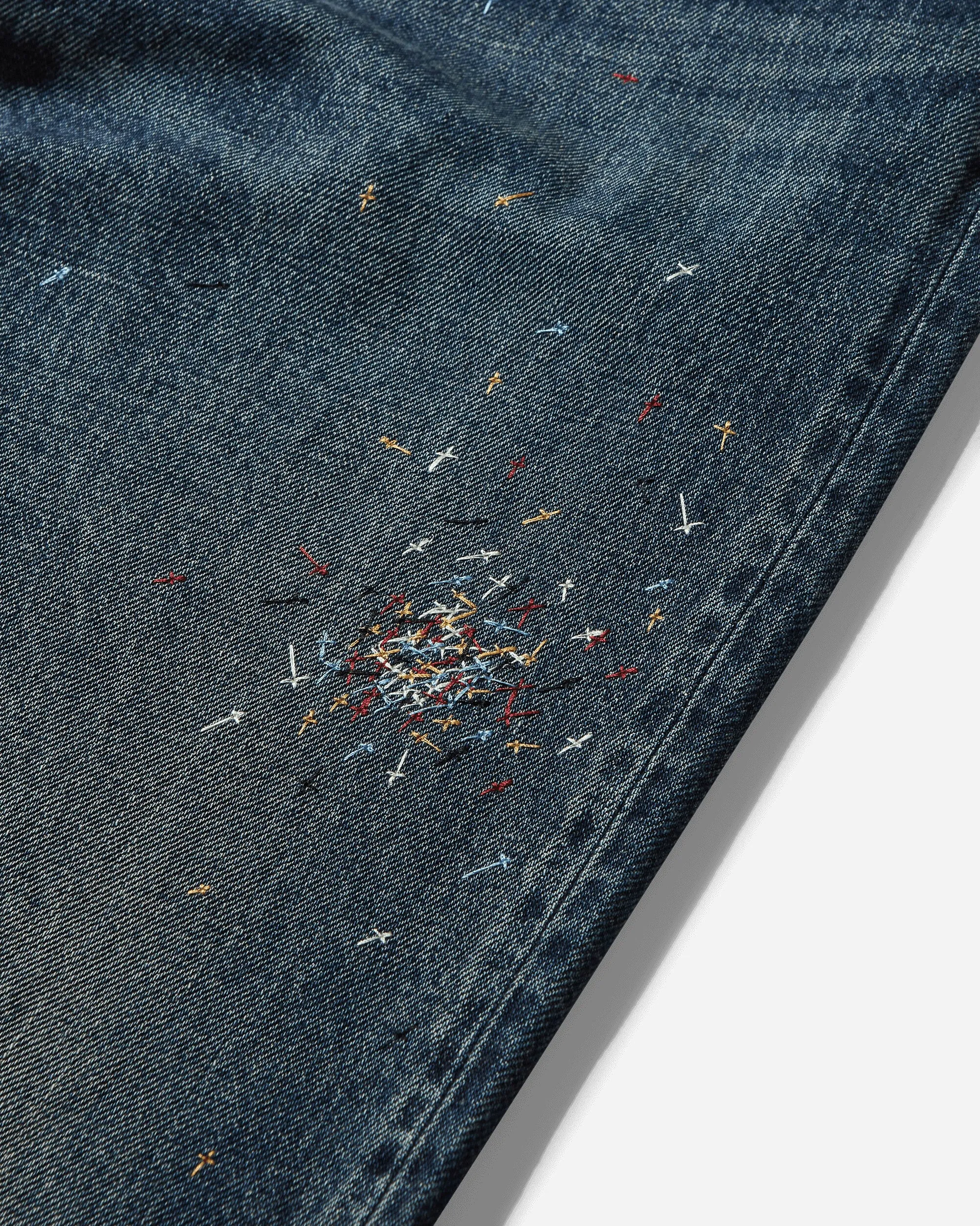 Men's Cross Embroidery Distressed Denim Pants Light Blue Indigo