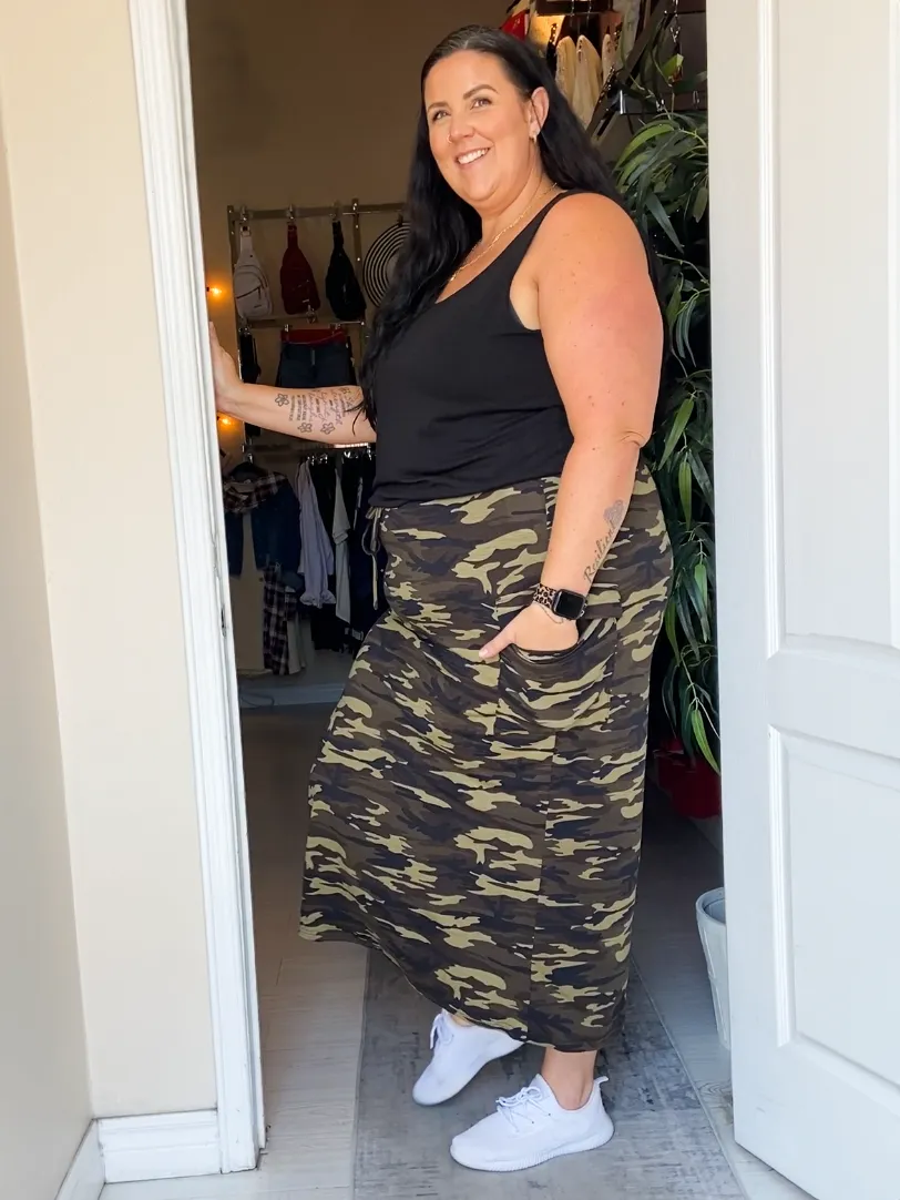 Pietra Plus Size Camo Print Midi Skirt